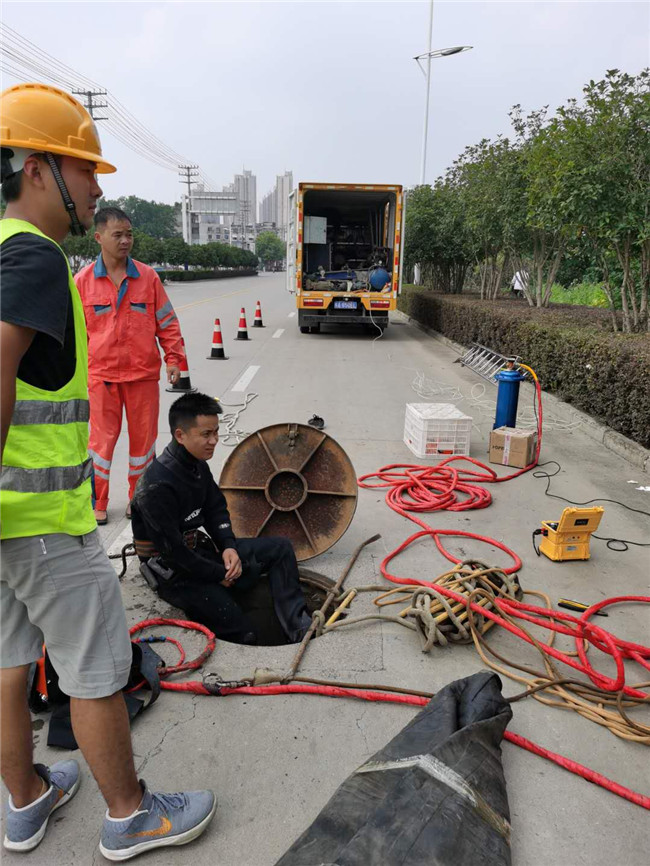 安乡翻衬法管道修复技术主要工序
